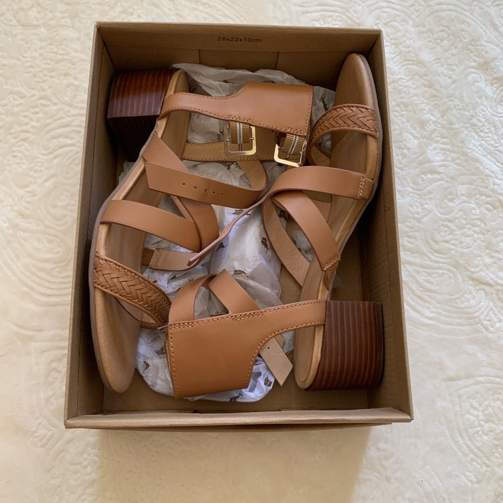 Tommy Bahama Womens Glendora Tan Wood Heel With Ankle Strap Heels Size 9.5